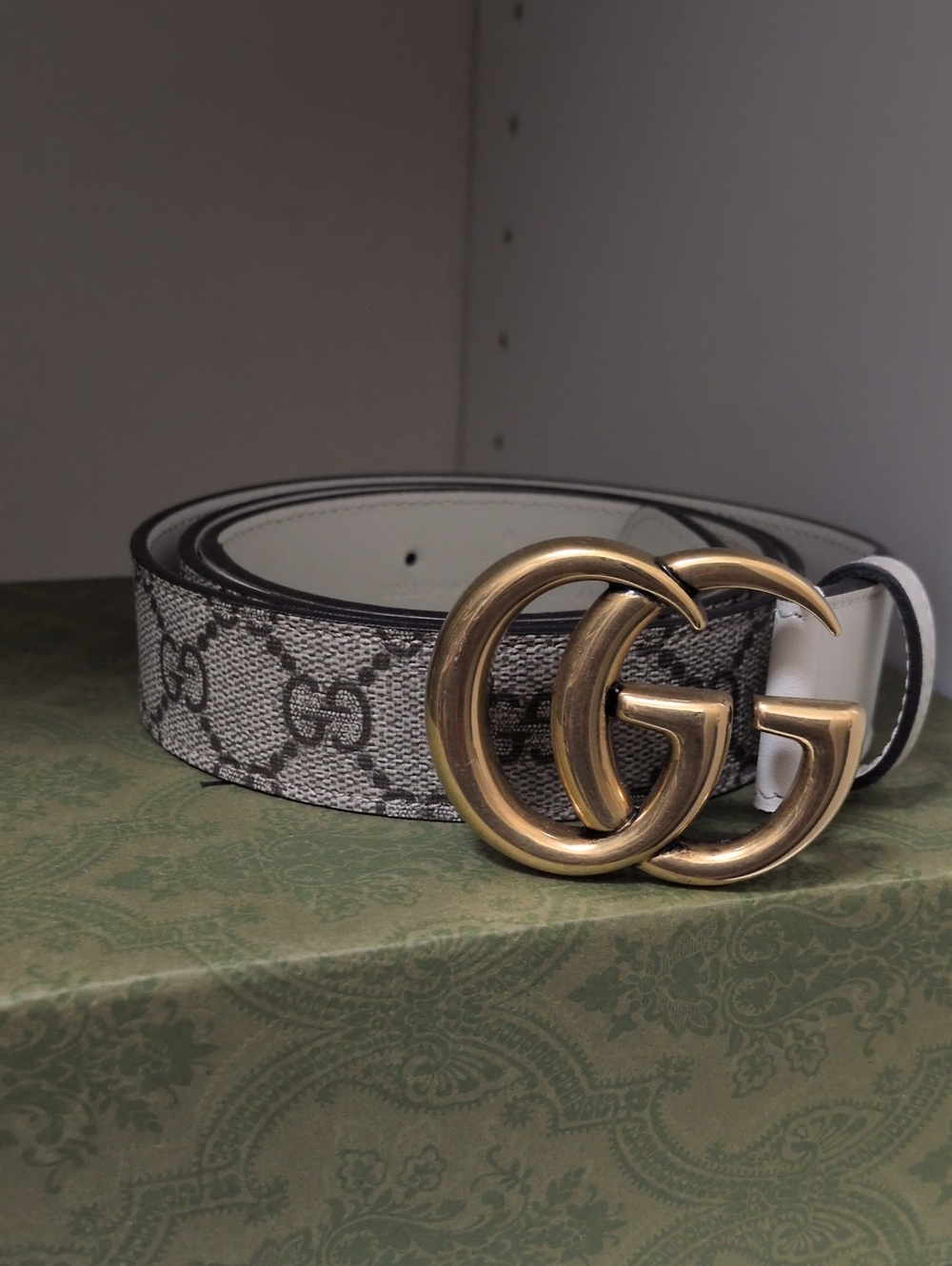 Gucci GG Supreme Beige/White Leather Belt with Gold Double G Buckle